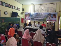 Dukung Pembangunan Kelurahan ,Babinsa Hadiri Musrenbang Di Kantor Kelurahan Kampung Bandar